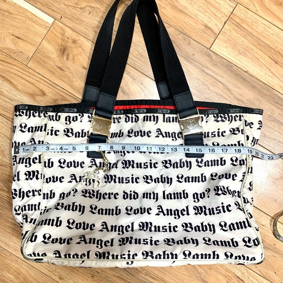 💋L.A.M.B. LeSportsac Tote💋 - Picture 3 of 11